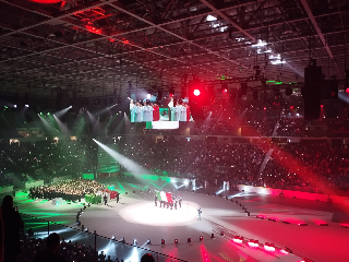 Universiadi, lo spettacolo della cerimonia all’Inalpi Arena